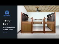 আউটডোর প্লাইউড বোর্ড ইউরোপীয় অশ্বশালা স্থিতিশীল স্টল বেড়া প্যানেল ছাদ সহ