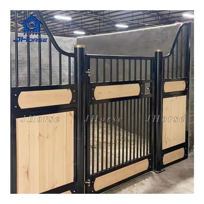 Custom horse stable door Strong Beautiful and Weatherproof with Swing or Sliding Door Feature ইউরোপীয় ঘোড়া স্টল